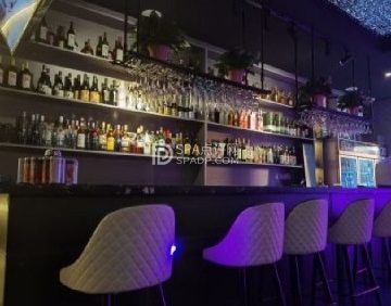 自由里音乐酒吧